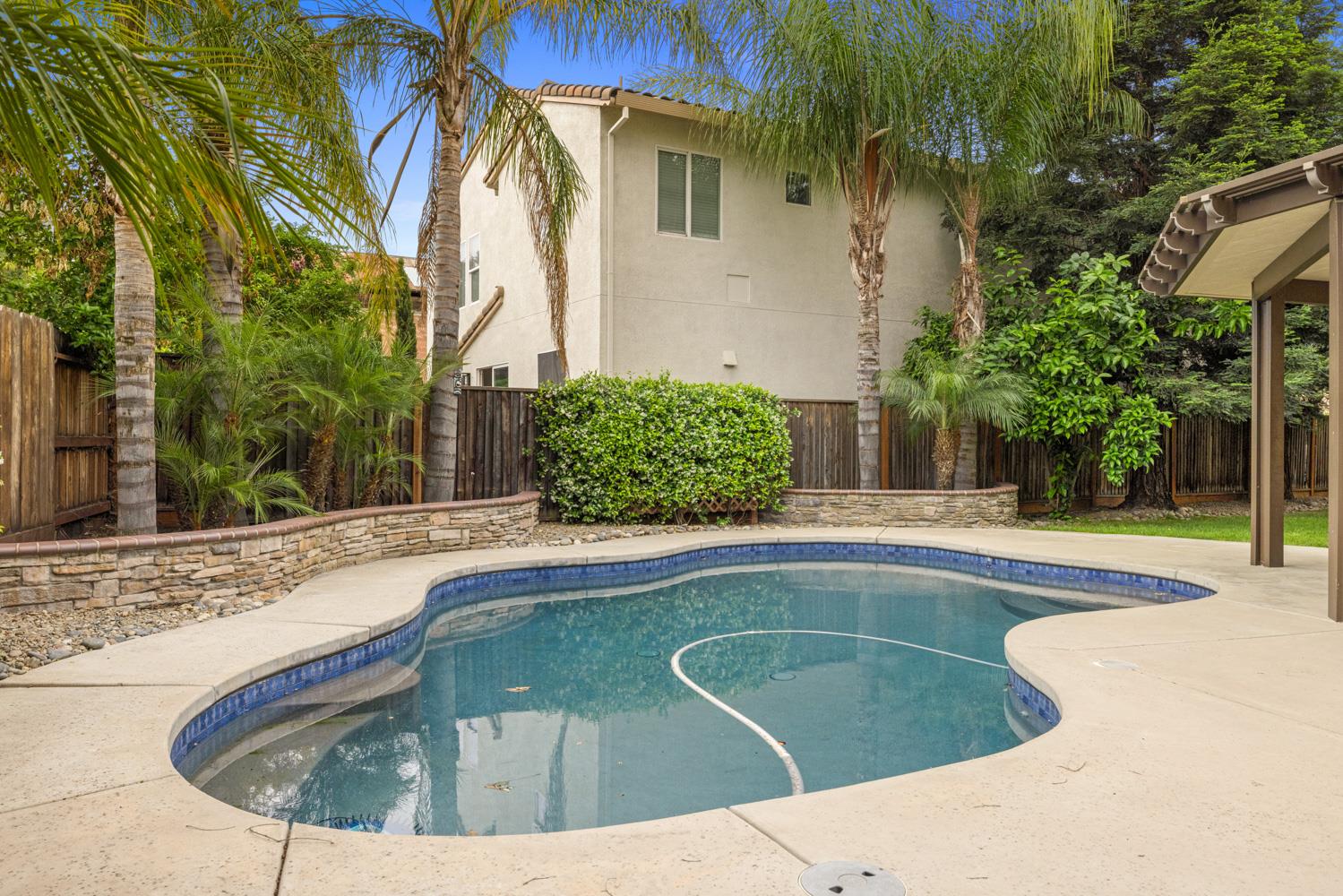 Detail Gallery Image 64 of 76 For 1734 Bandoni Ln, Manteca,  CA 95337 - 4 Beds | 3/1 Baths
