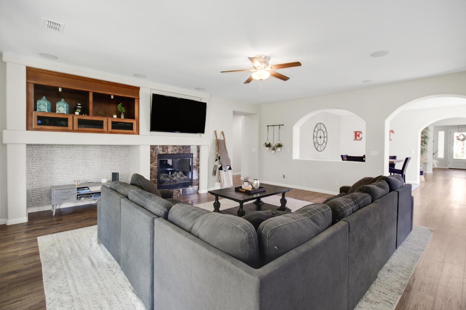 Detail Gallery Image 19 of 57 For 3068 Sparrow Dr, Sacramento,  CA 95834 - 4 Beds | 3 Baths