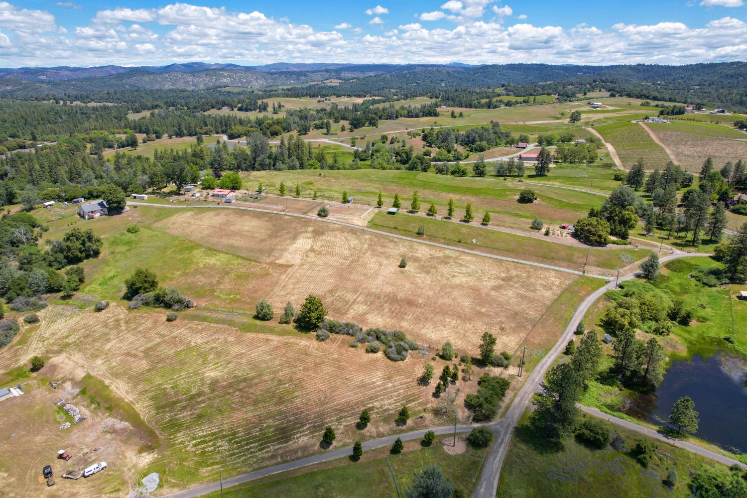 Detail Gallery Image 64 of 96 For 3081 Little Spur, Somerset,  CA 95684 - 3 Beds | 2 Baths