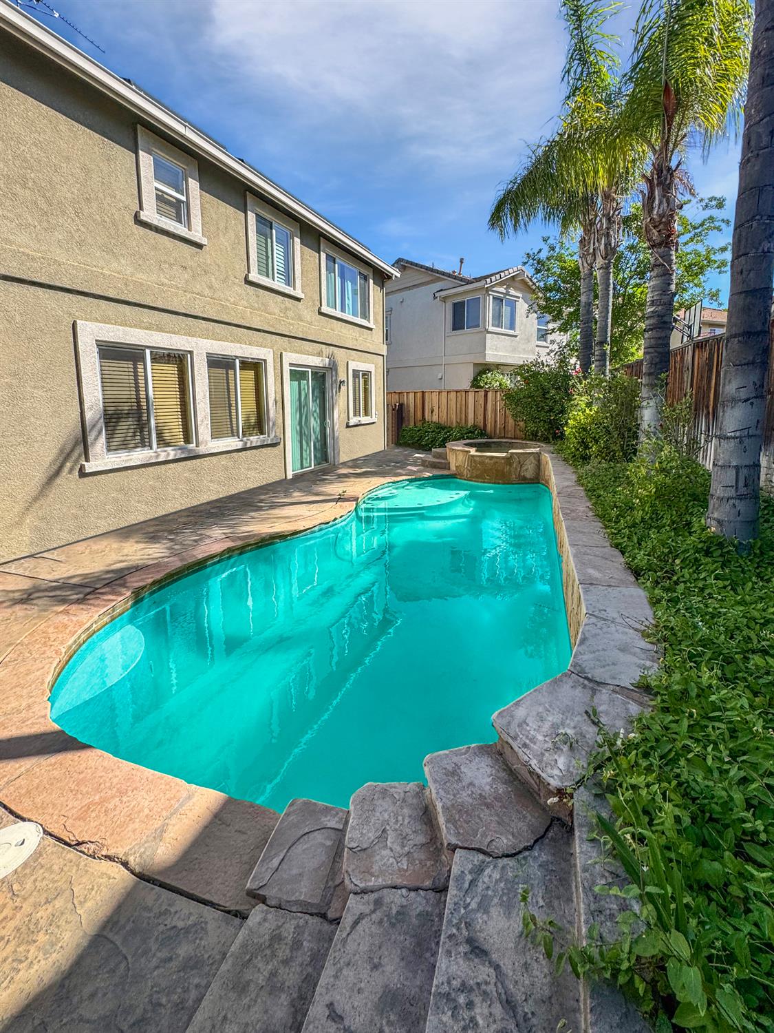 Altessa Drive, Brentwood, California image 2