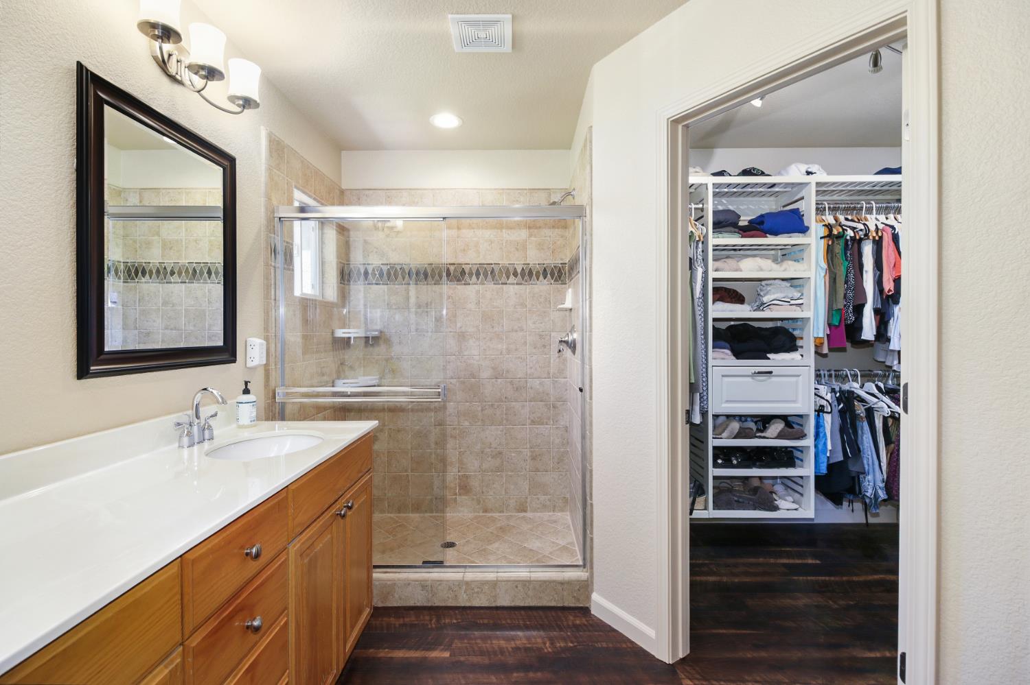Detail Gallery Image 26 of 48 For 388 Metro Ln, West Sacramento,  CA 95605 - 3 Beds | 2/1 Baths