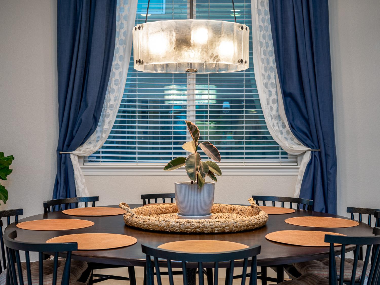 Detail Gallery Image 12 of 71 For 4015 David Loop, El Dorado Hills,  CA 95762 - 4 Beds | 3 Baths