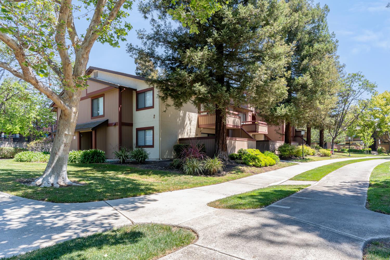 Detail Gallery Image 1 of 37 For 253 E Warren Cmn, Fremont,  CA 94539 - 3 Beds | 2 Baths