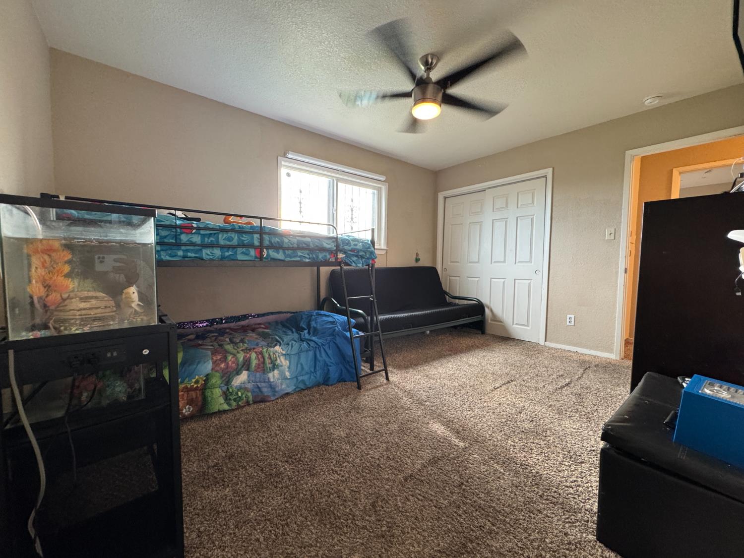 Detail Gallery Image 7 of 27 For 2131 S Sacramento St, Stockton,  CA 95206 - 3 Beds | 1/1 Baths