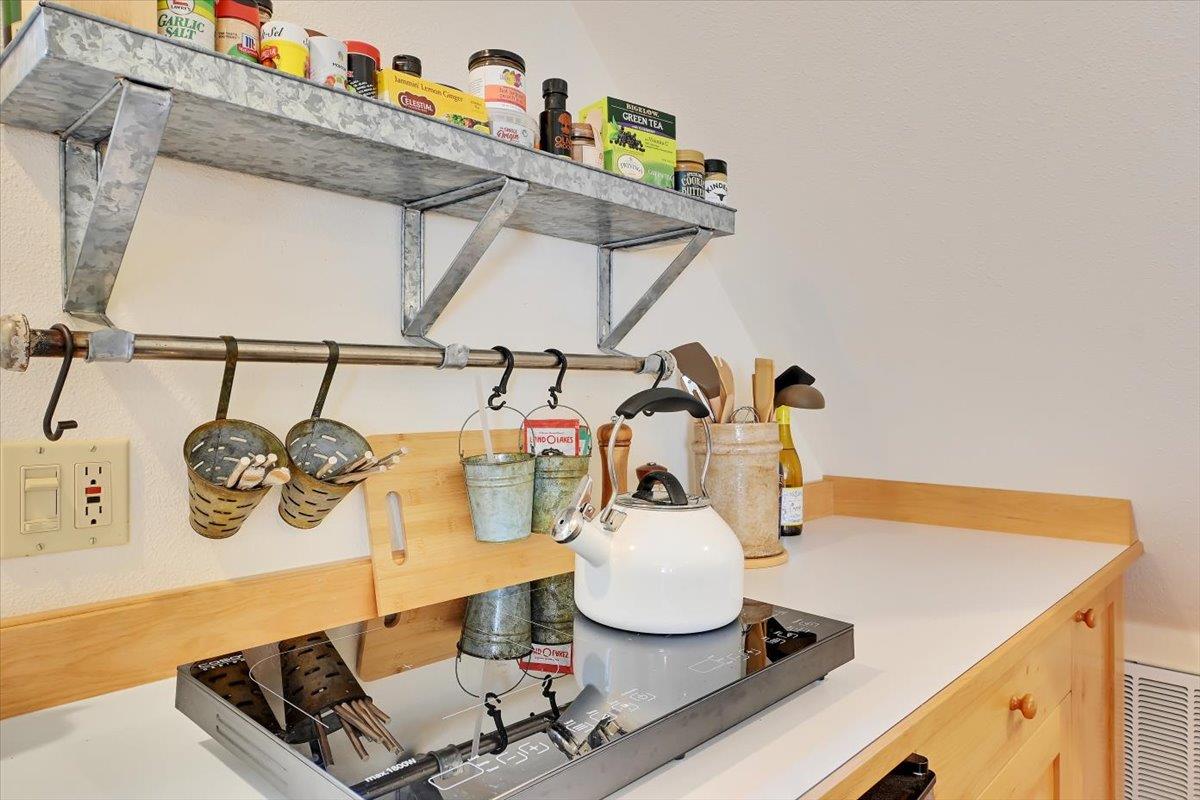 Detail Gallery Image 71 of 77 For 14833 Quail Pointe Ln, Grass Valley,  CA 95945 - 3 Beds | 3/1 Baths