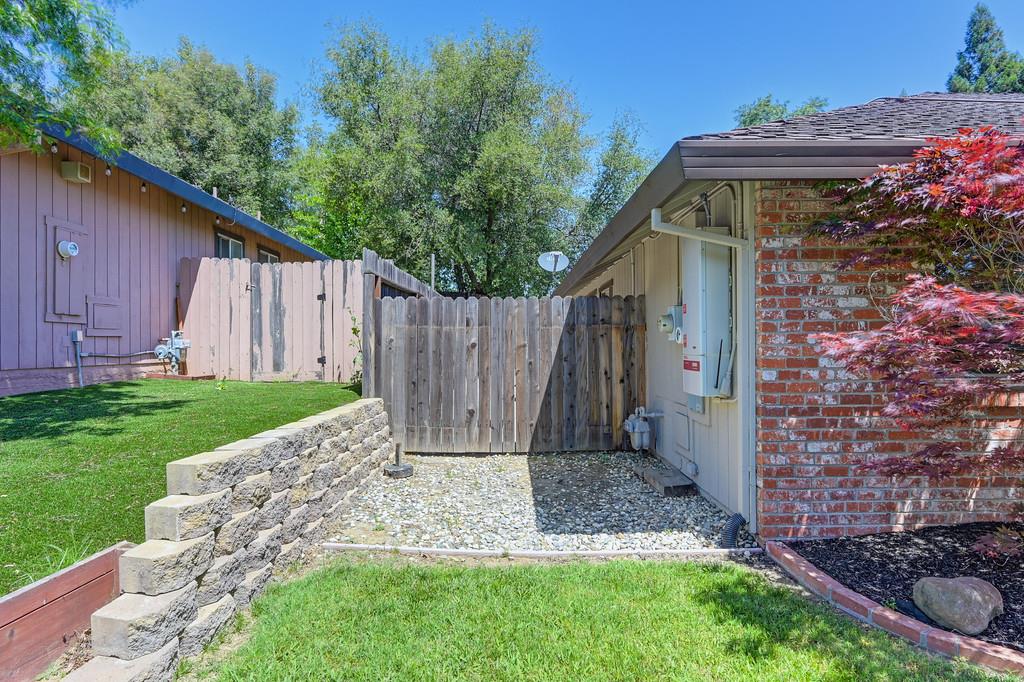 Detail Gallery Image 56 of 58 For 8725 Pathfinder Ct, Orangevale,  CA 95662 - 5 Beds | 3 Baths