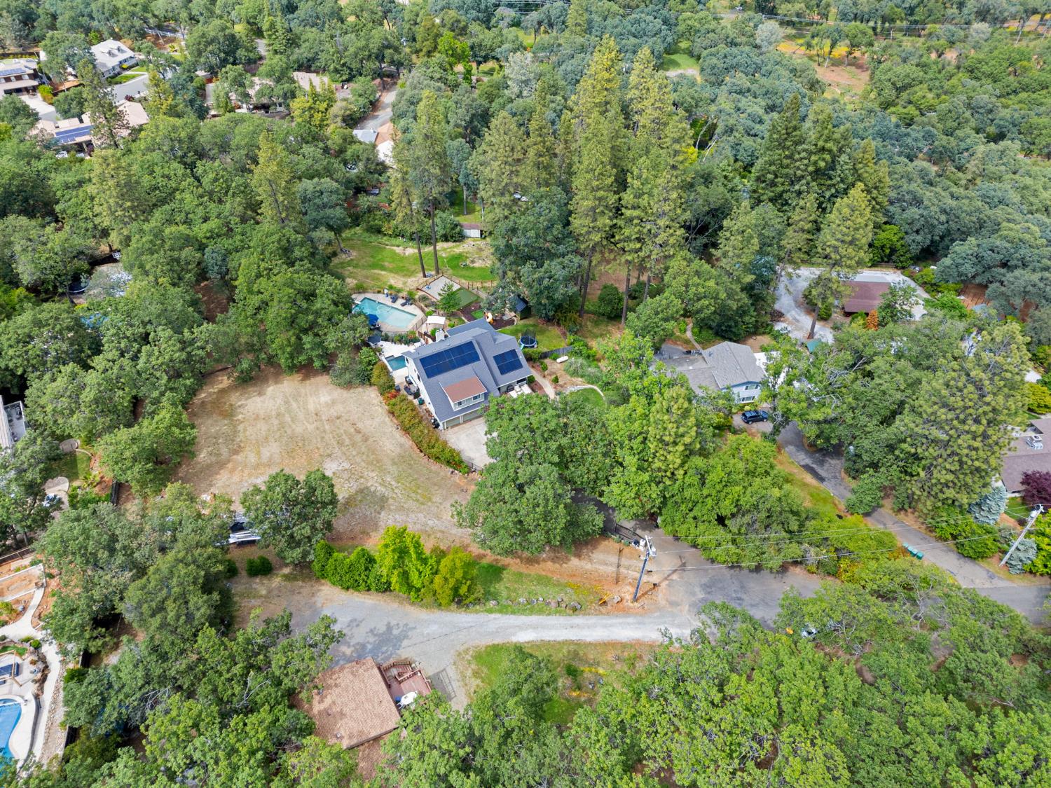 Detail Gallery Image 86 of 90 For 3379 Paloran Ct, Shingle Springs,  CA 95682 - 4 Beds | 3 Baths