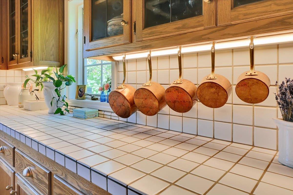 Detail Gallery Image 23 of 77 For 14833 Quail Pointe Ln, Grass Valley,  CA 95945 - 3 Beds | 3/1 Baths