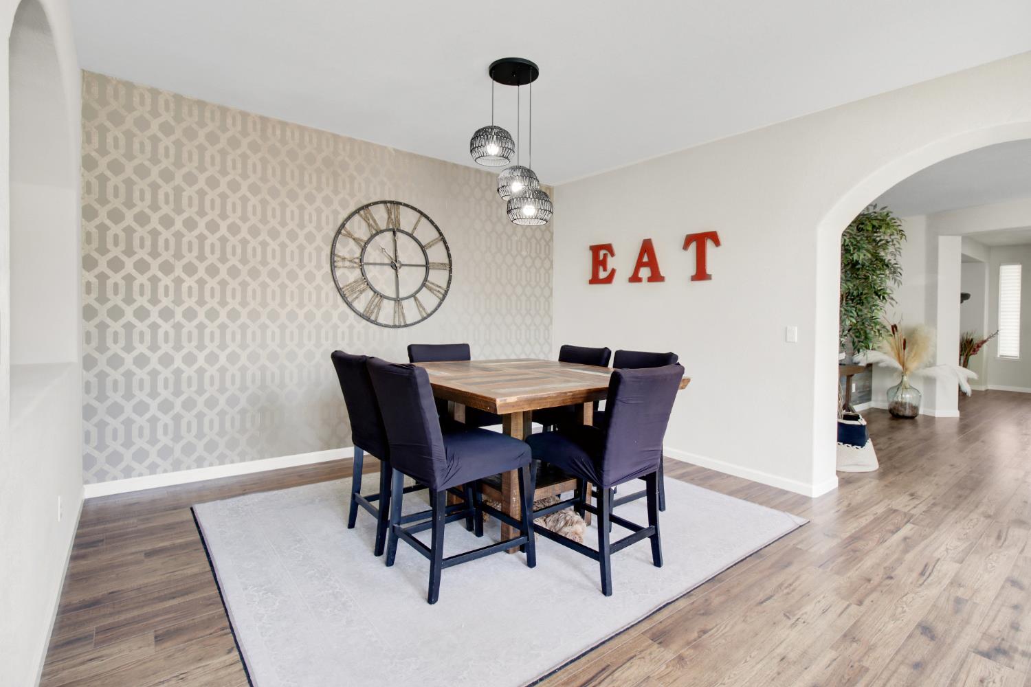 Detail Gallery Image 16 of 57 For 3068 Sparrow Dr, Sacramento,  CA 95834 - 4 Beds | 3 Baths