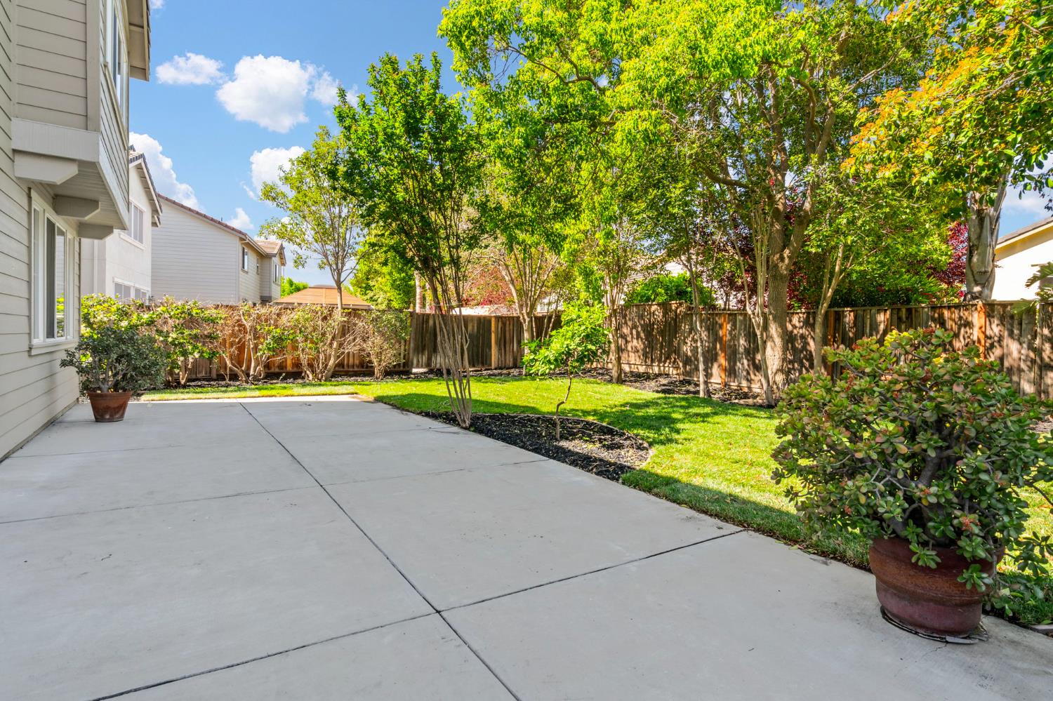 Detail Gallery Image 34 of 40 For 4677 Bonsai Ave, Tracy,  CA 95377 - 4 Beds | 2/1 Baths