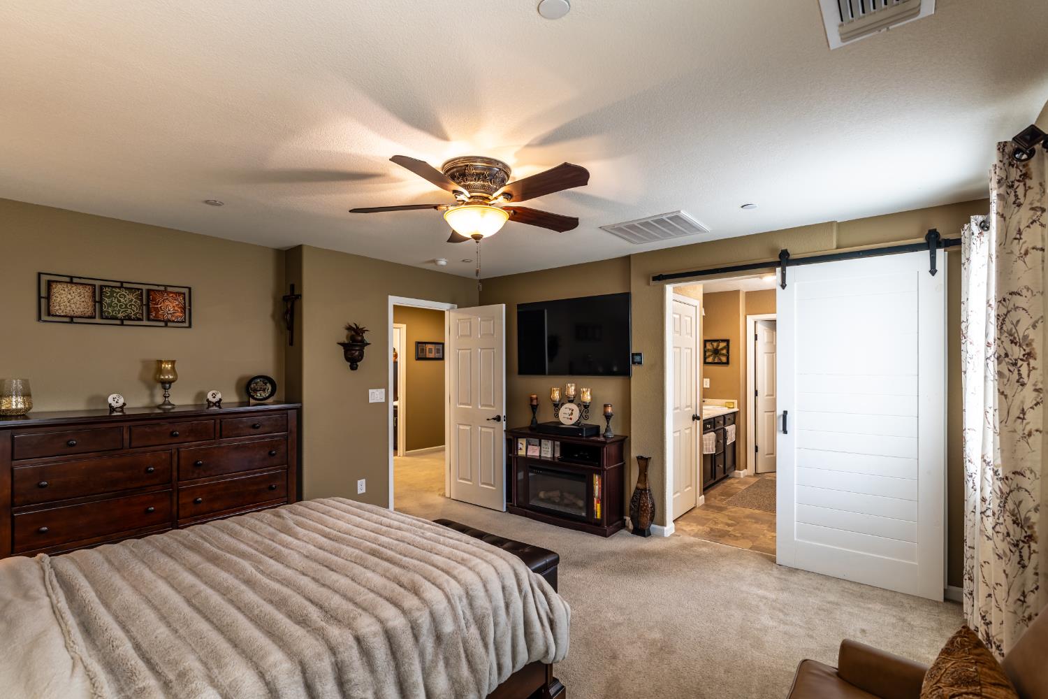 Detail Gallery Image 37 of 52 For 5271 Cloud Crest Way, Sacramento,  CA 95835 - 3 Beds | 2/1 Baths