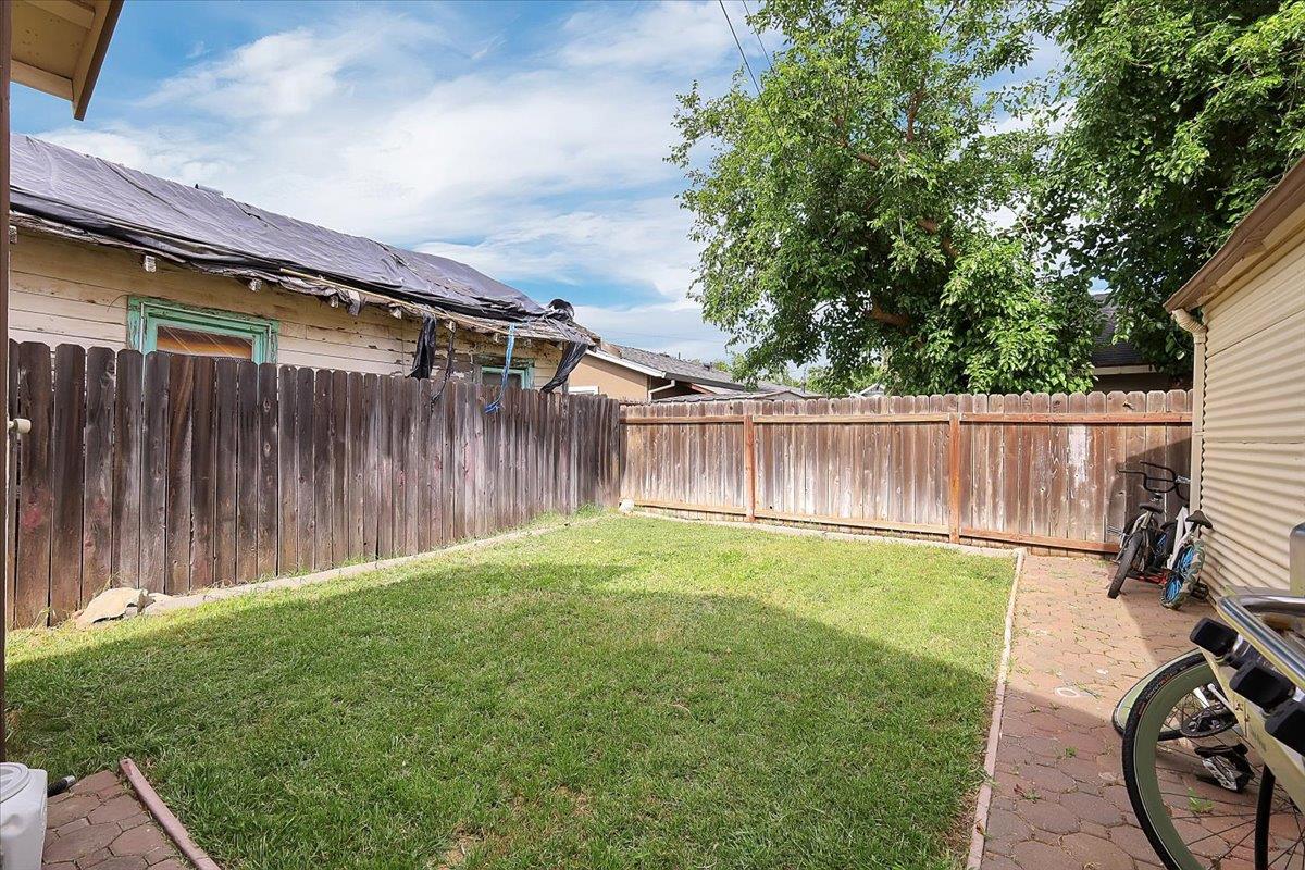 Detail Gallery Image 16 of 25 For 1215 J St, Marysville,  CA 95901 - 2 Beds | 1 Baths