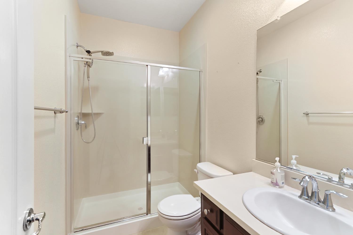 Detail Gallery Image 32 of 52 For 9820 Allen Ranch Way, Elk Grove,  CA 95757 - 4 Beds | 3 Baths