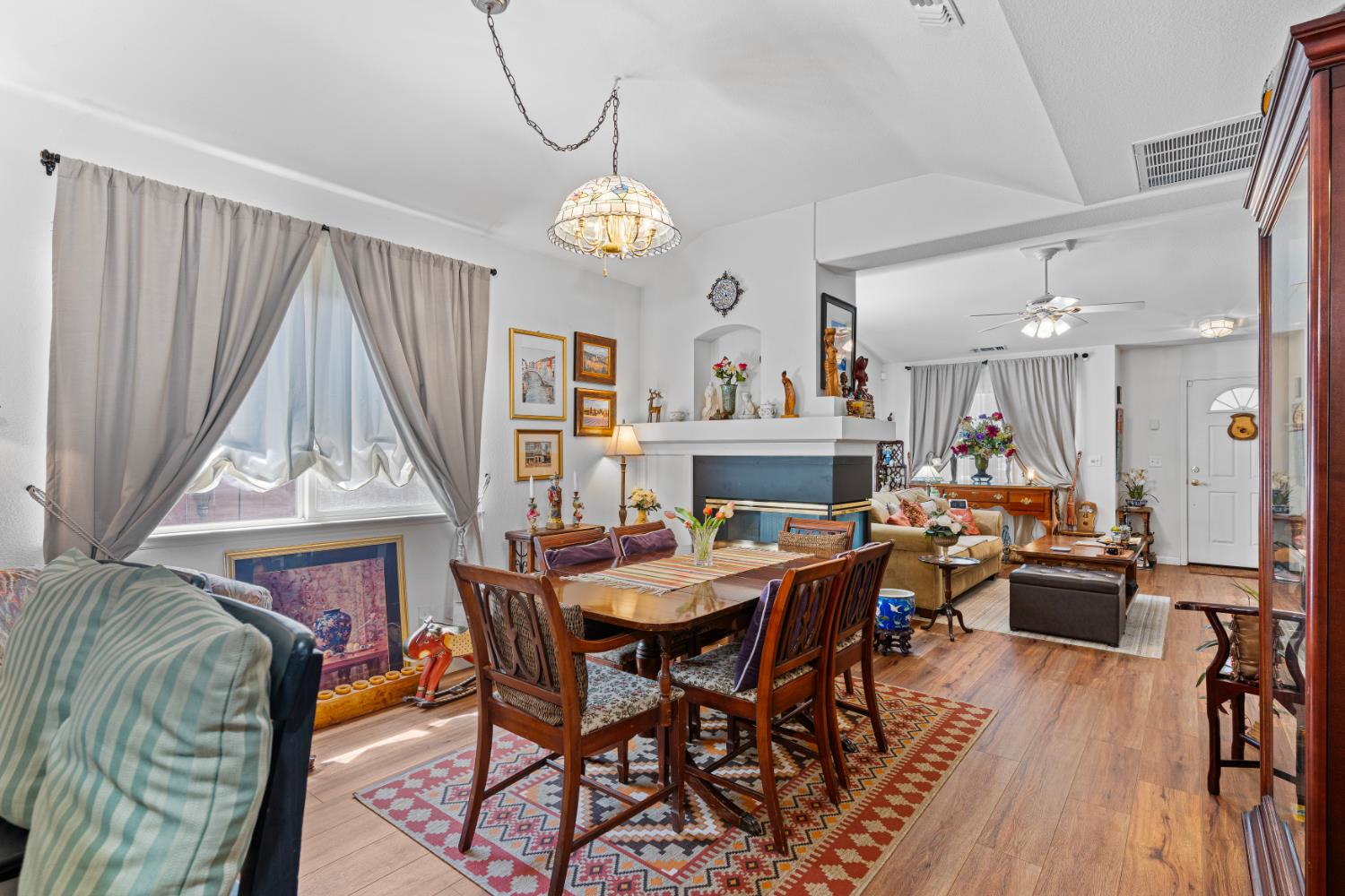 Detail Gallery Image 9 of 26 For 126 Carriage Ln, Grass Valley,  CA 95949 - 2 Beds | 2 Baths