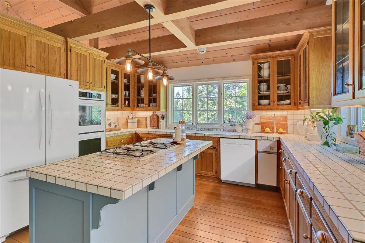 Detail Gallery Image 20 of 77 For 14833 Quail Pointe Ln, Grass Valley,  CA 95945 - 3 Beds | 3/1 Baths