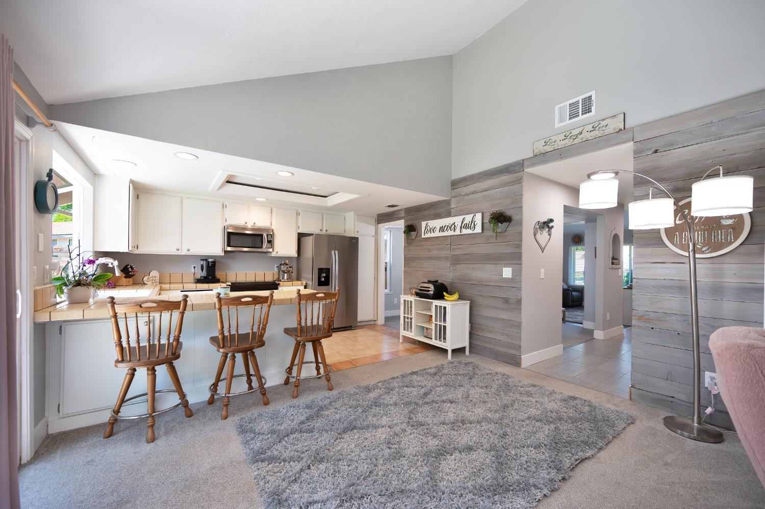 Detail Gallery Image 17 of 33 For 6546 Skyview Dr, Orangevale,  CA 95662 - 4 Beds | 2 Baths