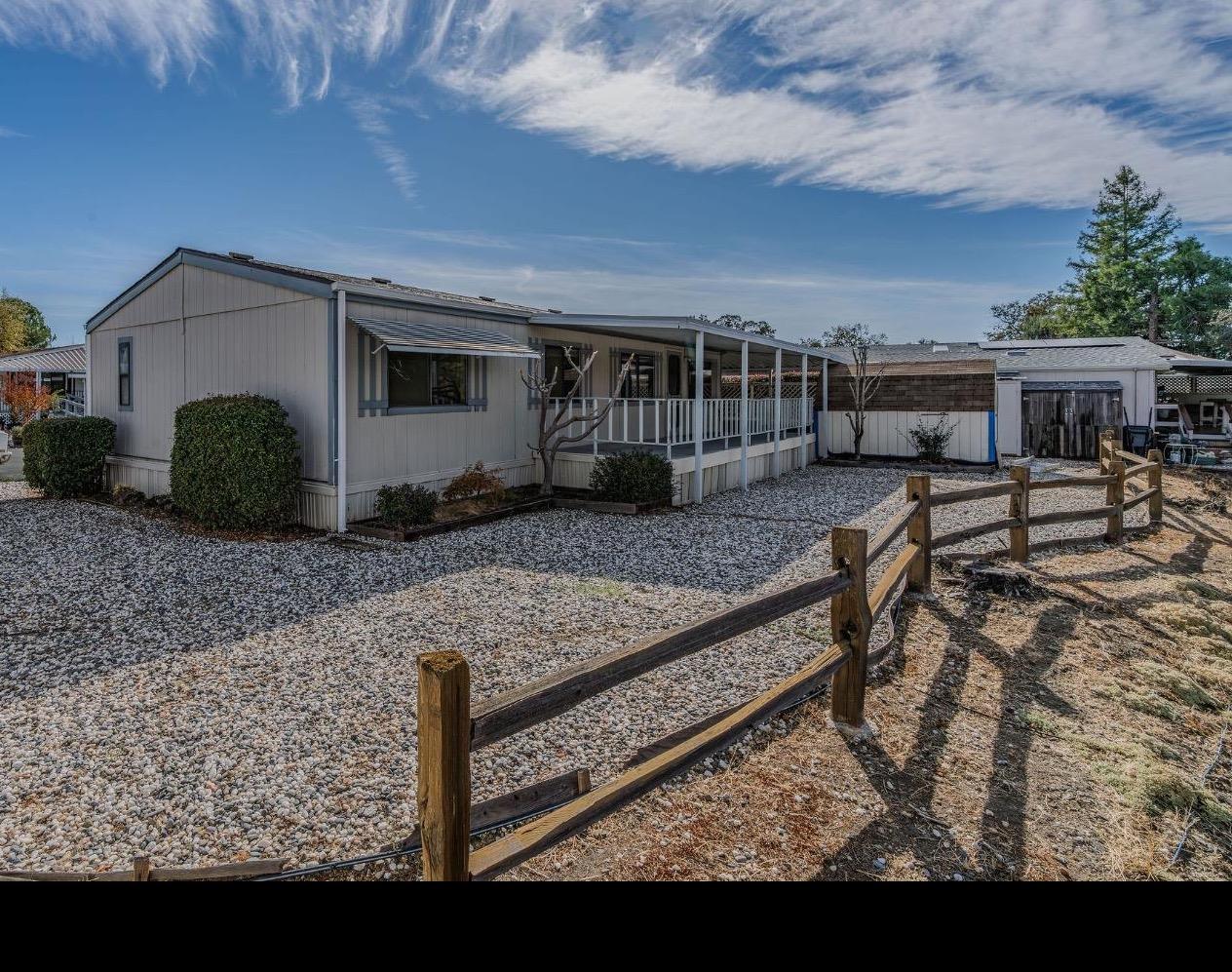 Detail Gallery Image 2 of 37 For 20 Rollingwood Dr 63, Jackson,  CA 95642 - 2 Beds | 2 Baths