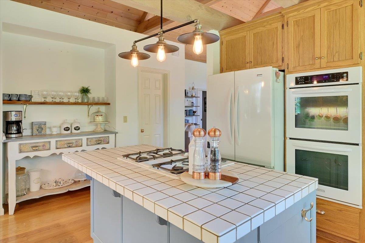 Detail Gallery Image 22 of 77 For 14833 Quail Pointe Ln, Grass Valley,  CA 95945 - 3 Beds | 3/1 Baths