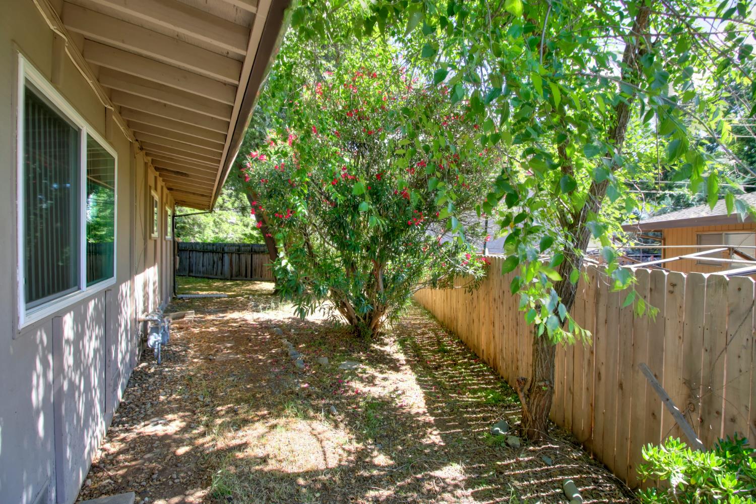 Detail Gallery Image 30 of 43 For 4920 Douvan Ct, Carmichael,  CA 95608 - – Beds | – Baths