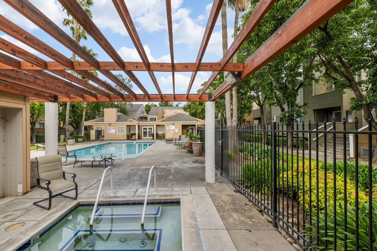 Dornajo Way #245, Sacramento, California image 5