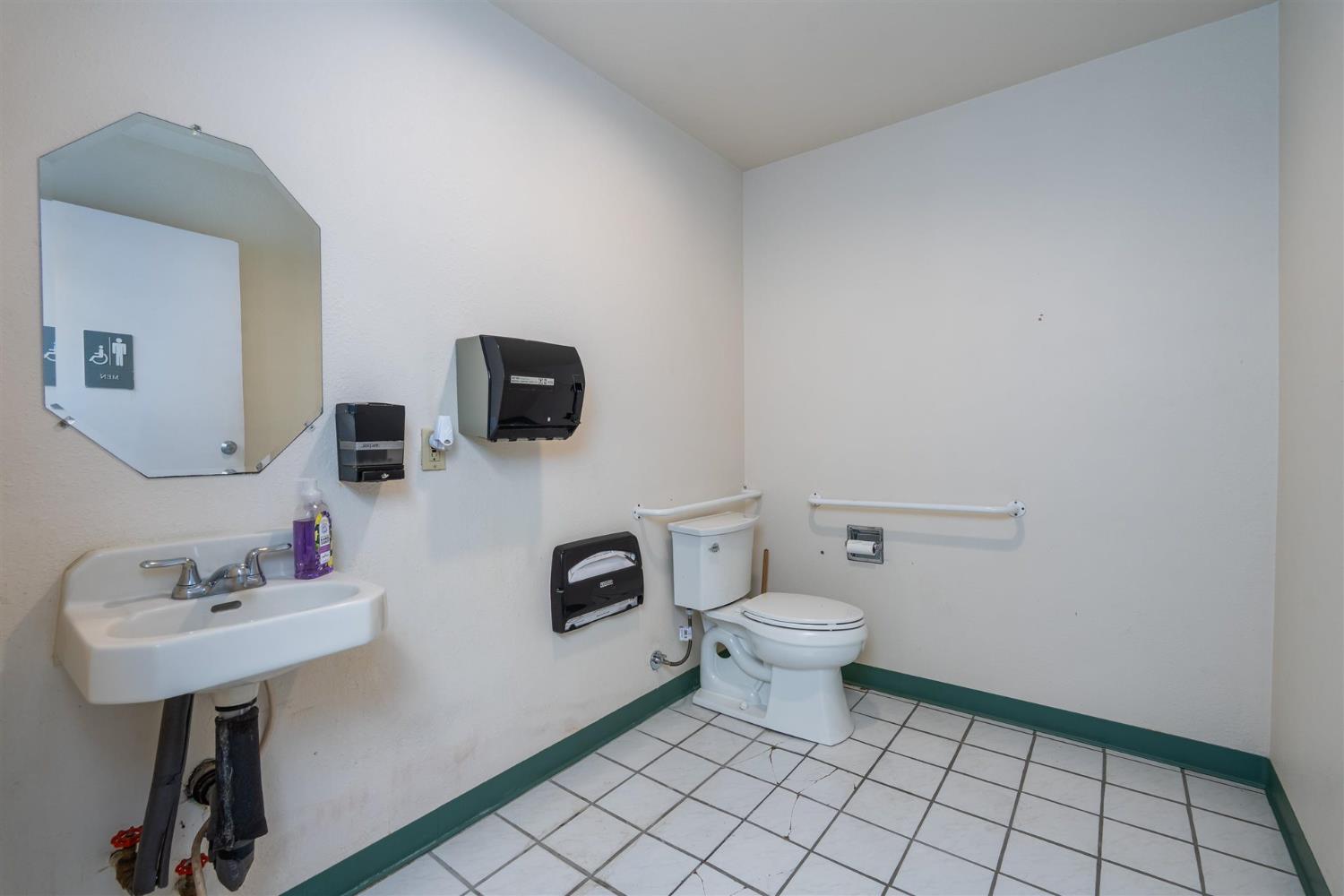 Detail Gallery Image 22 of 24 For 1312 Robertson Blvd, Chowchilla,  CA 93610 - – Beds | – Baths