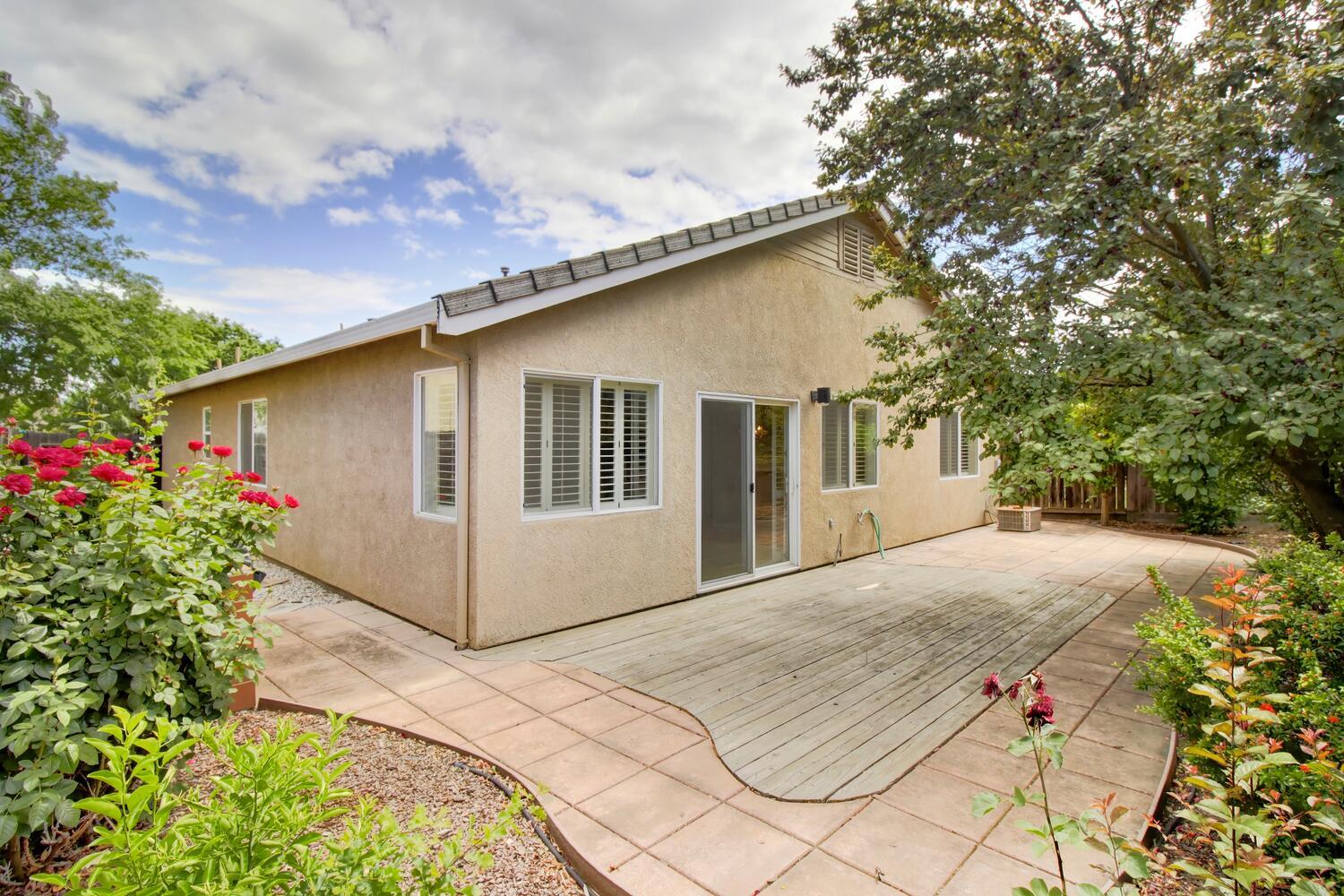 Detail Gallery Image 20 of 28 For 2385 Roualt St, Davis,  CA 95618 - 3 Beds | 2 Baths
