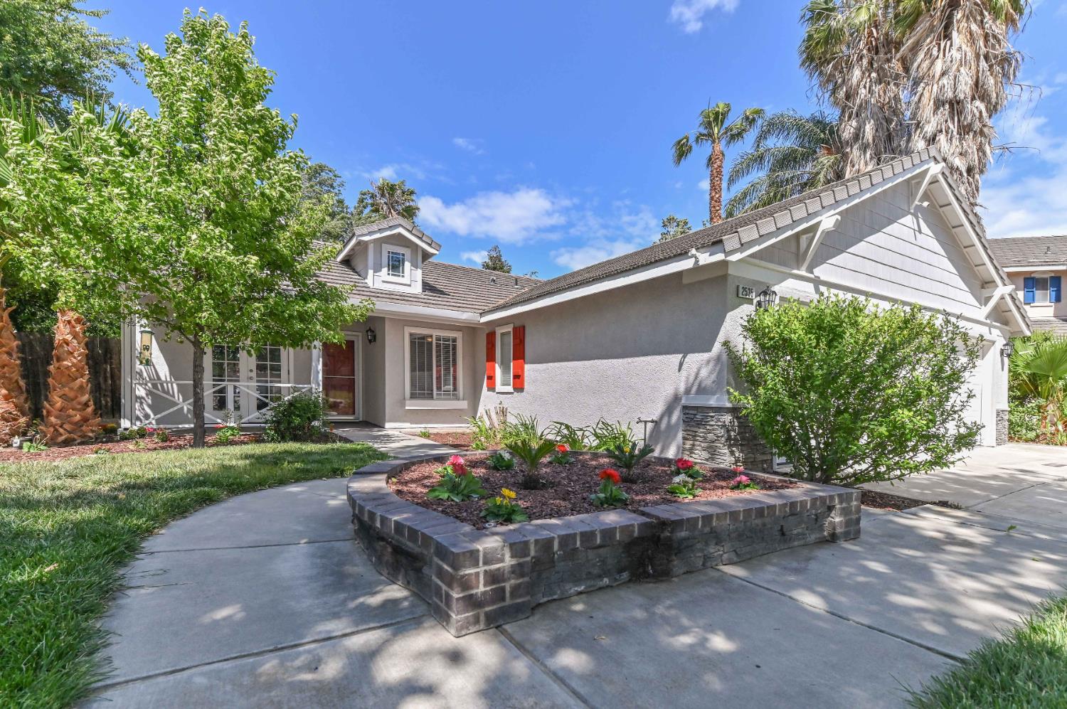 Detail Gallery Image 8 of 55 For 2535 Bridle Creek Ct, Tracy,  CA 95377 - 2 Beds | 2 Baths