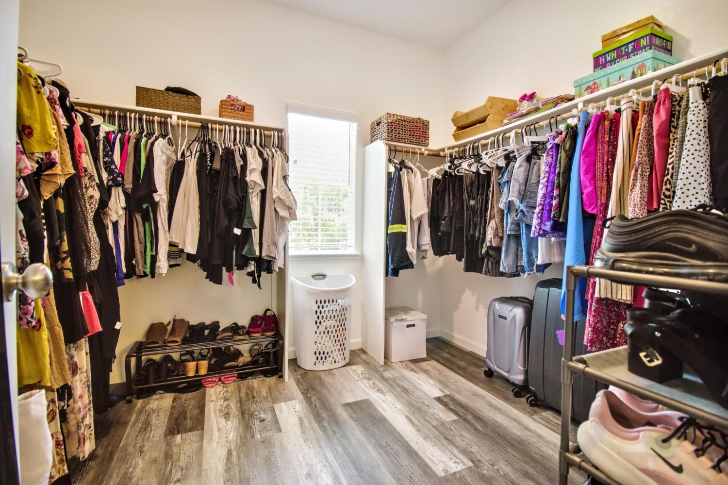 Detail Gallery Image 20 of 23 For 10849 Iris Bloom Dr, Stockton,  CA 95209 - 5 Beds | 3 Baths