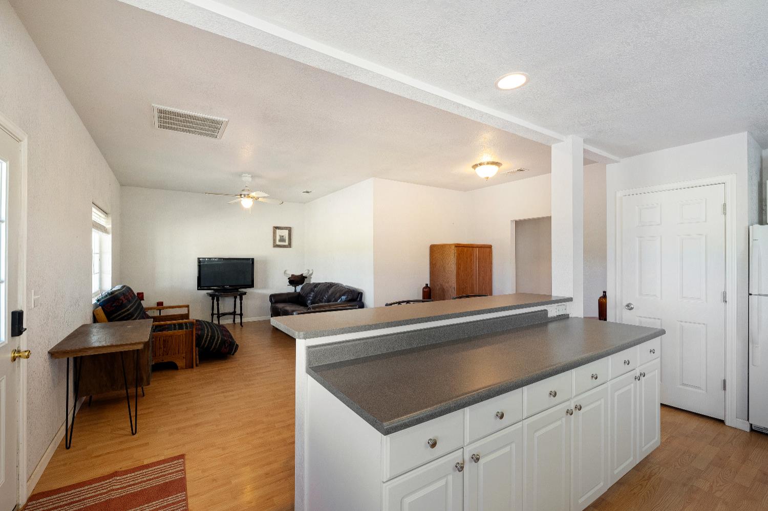 Detail Gallery Image 36 of 89 For 15605 Johnson Rd, Red Bluff,  CA 96080 - 4 Beds | 4 Baths