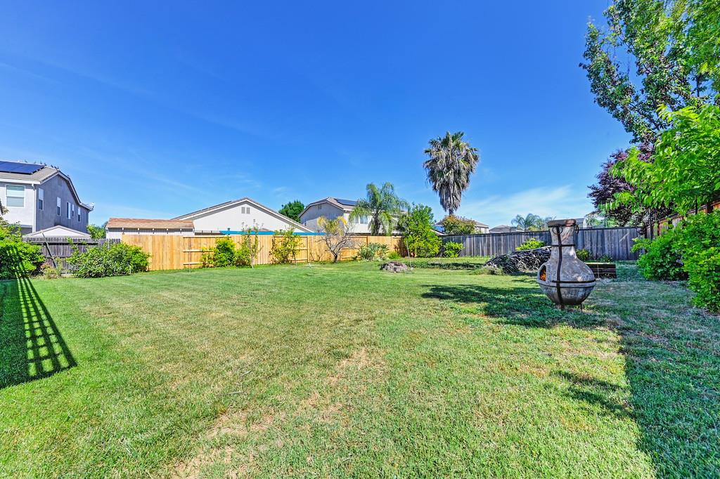 Detail Gallery Image 39 of 42 For 1437 Freeman Ct, Plumas Lake,  CA 95961 - 3 Beds | 2 Baths