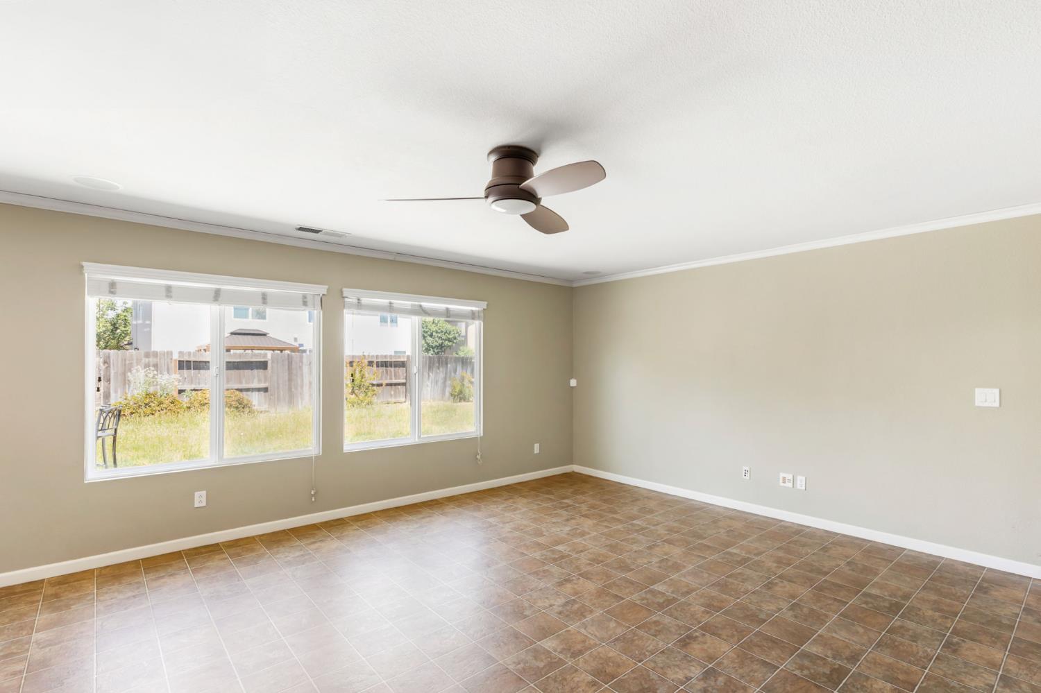 Barney Avenue, Olivehurst, California image 22
