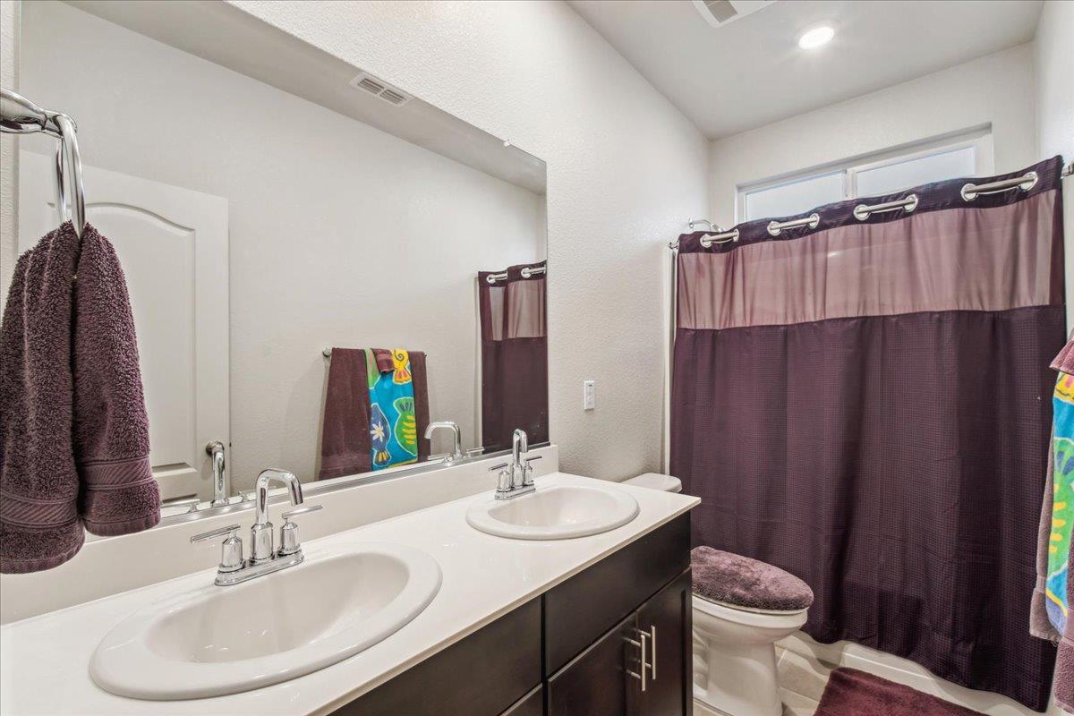 Kadel Court, Lincoln, California image 9