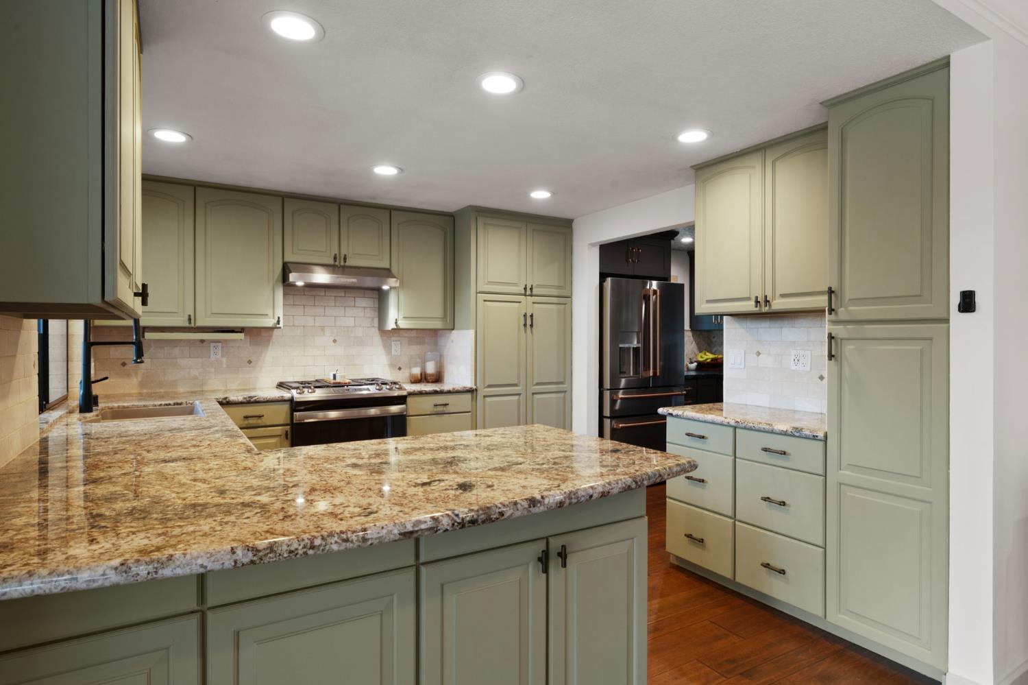 Detail Gallery Image 29 of 90 For 3379 Paloran Ct, Shingle Springs,  CA 95682 - 4 Beds | 3 Baths