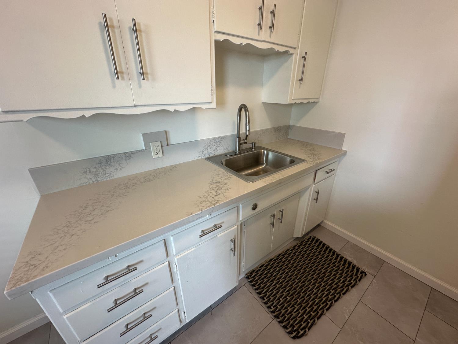 Detail Gallery Image 22 of 70 For 2124 H St, Sacramento,  CA 95816 - – Beds | – Baths