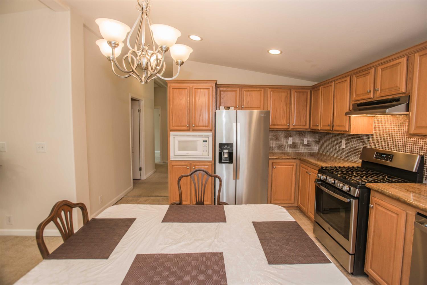 Detail Gallery Image 32 of 59 For 6946 27th St, Sacramento,  CA 95822 - 3 Beds | 2 Baths