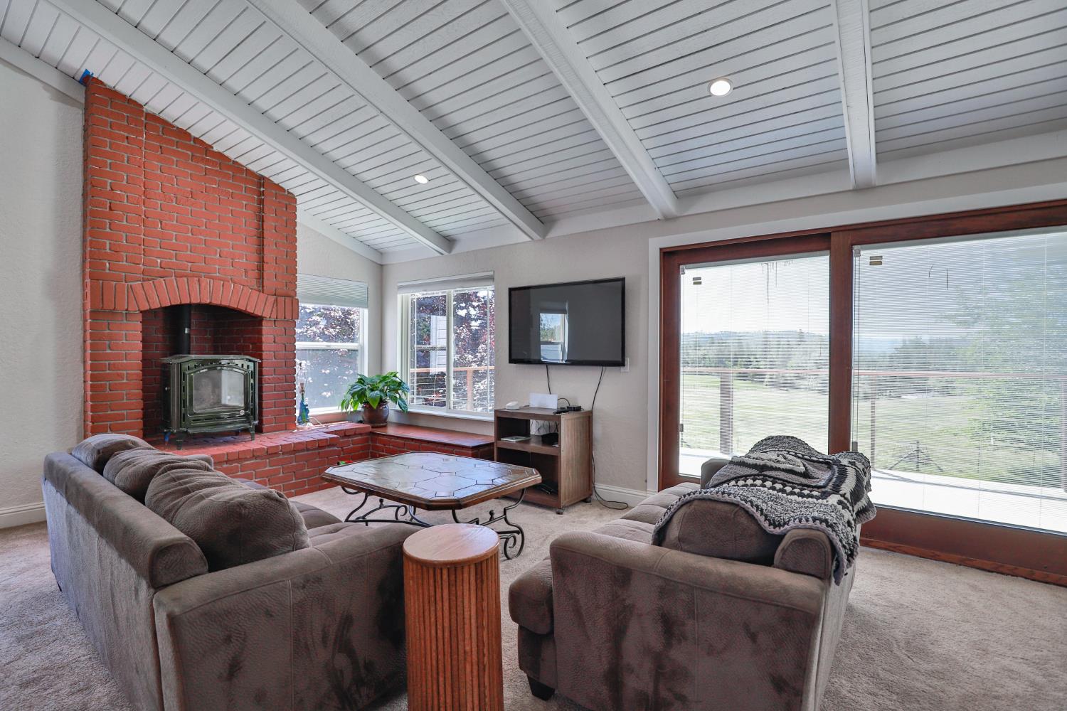 Detail Gallery Image 23 of 96 For 3081 Little Spur, Somerset,  CA 95684 - 3 Beds | 2 Baths