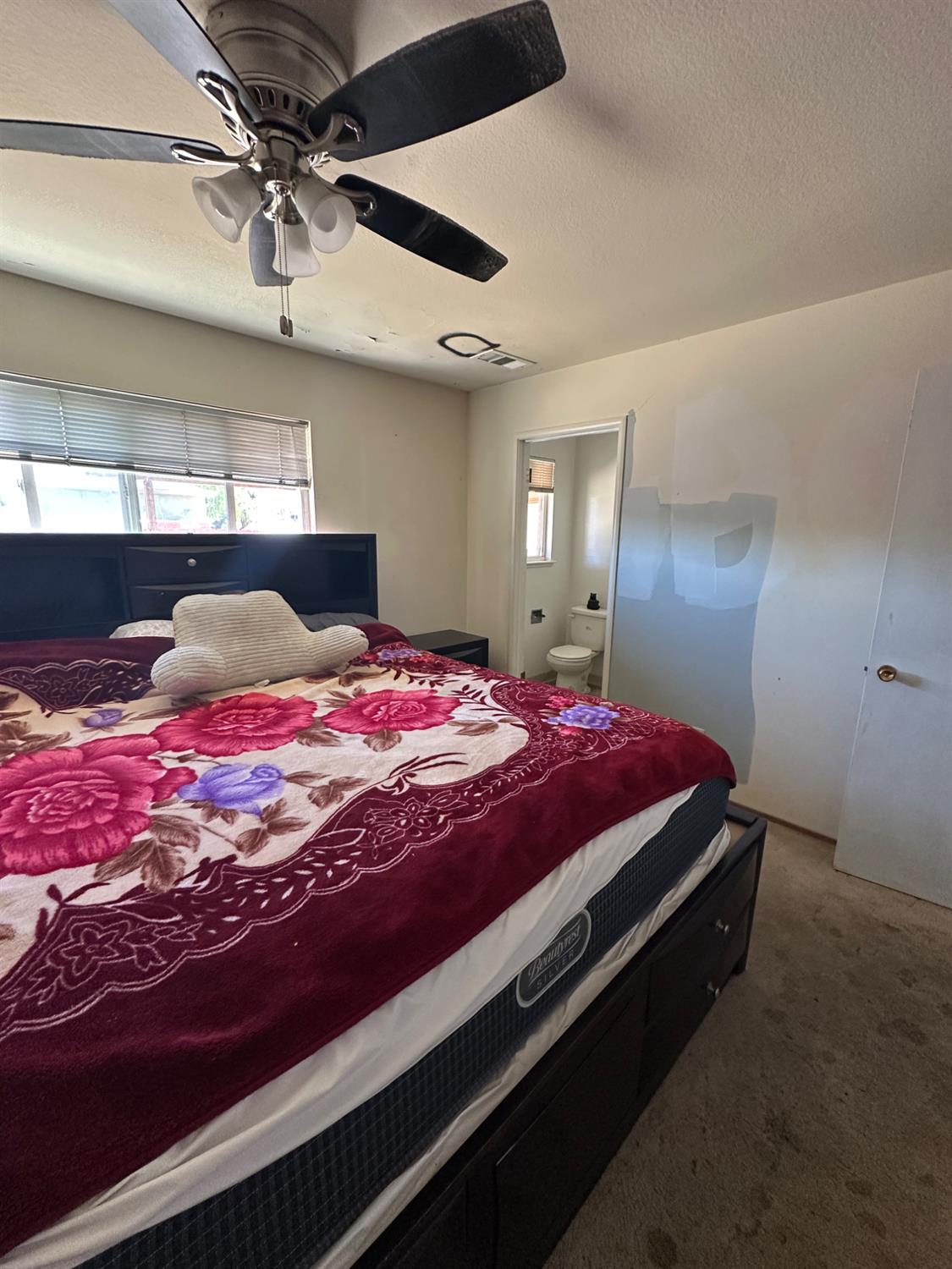 Detail Gallery Image 10 of 13 For 1804 Carver Rd, Modesto,  CA 95350 - 3 Beds | 2 Baths