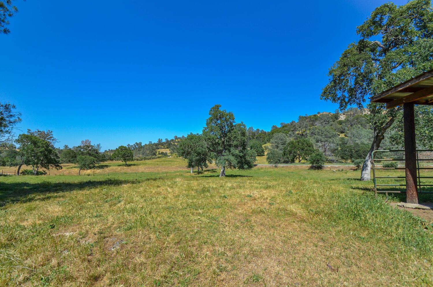 Detail Gallery Image 35 of 97 For 5571 Reservation Road, Ione,  CA 95640 - 3 Beds | 3 Baths