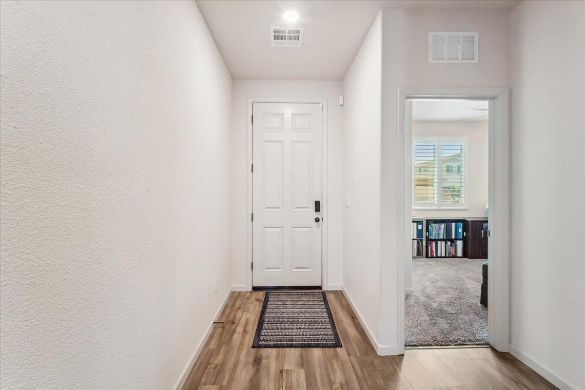 Kadel Court, Lincoln, California image 6