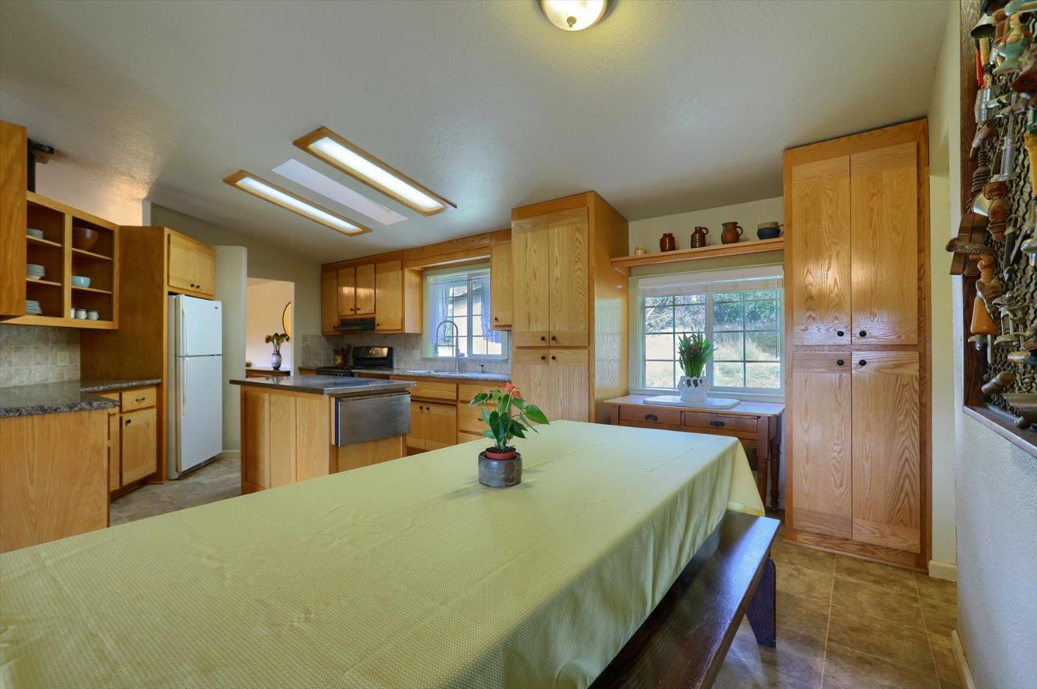 Detail Gallery Image 18 of 65 For 18386 Piper Ln, Penn Valley,  CA 95946 - 3 Beds | 2 Baths