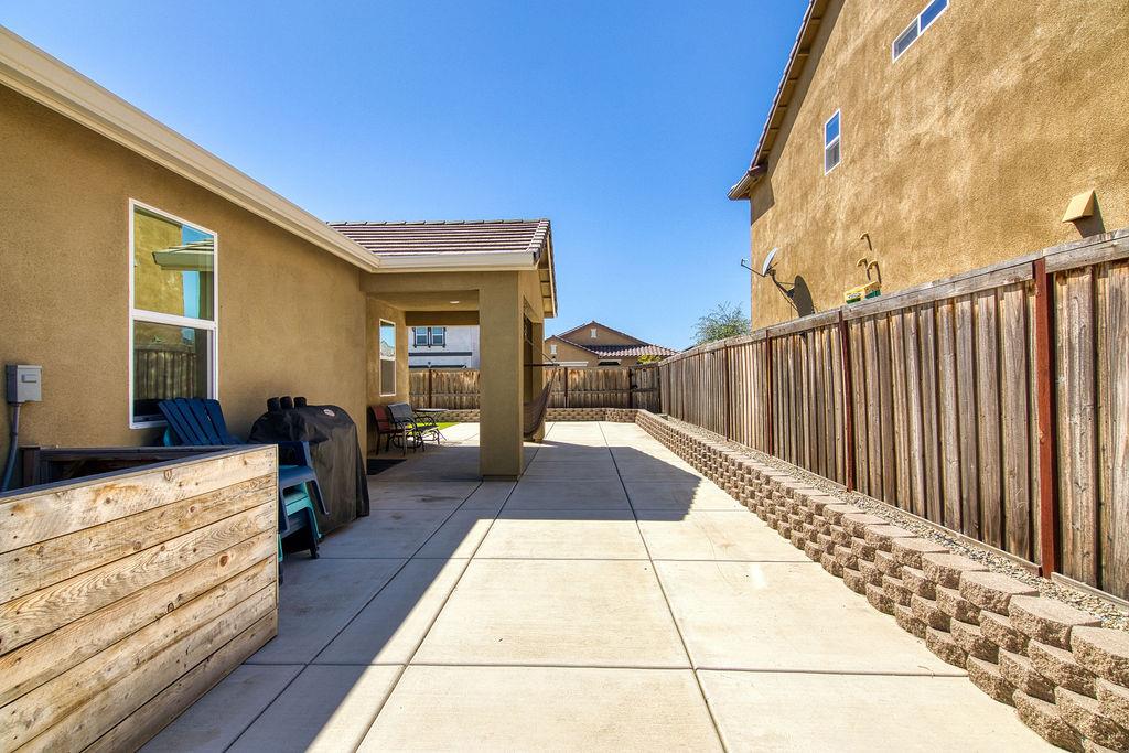 Detail Gallery Image 28 of 32 For 705 Somerset Way, Patterson,  CA 95363 - 3 Beds | 2 Baths