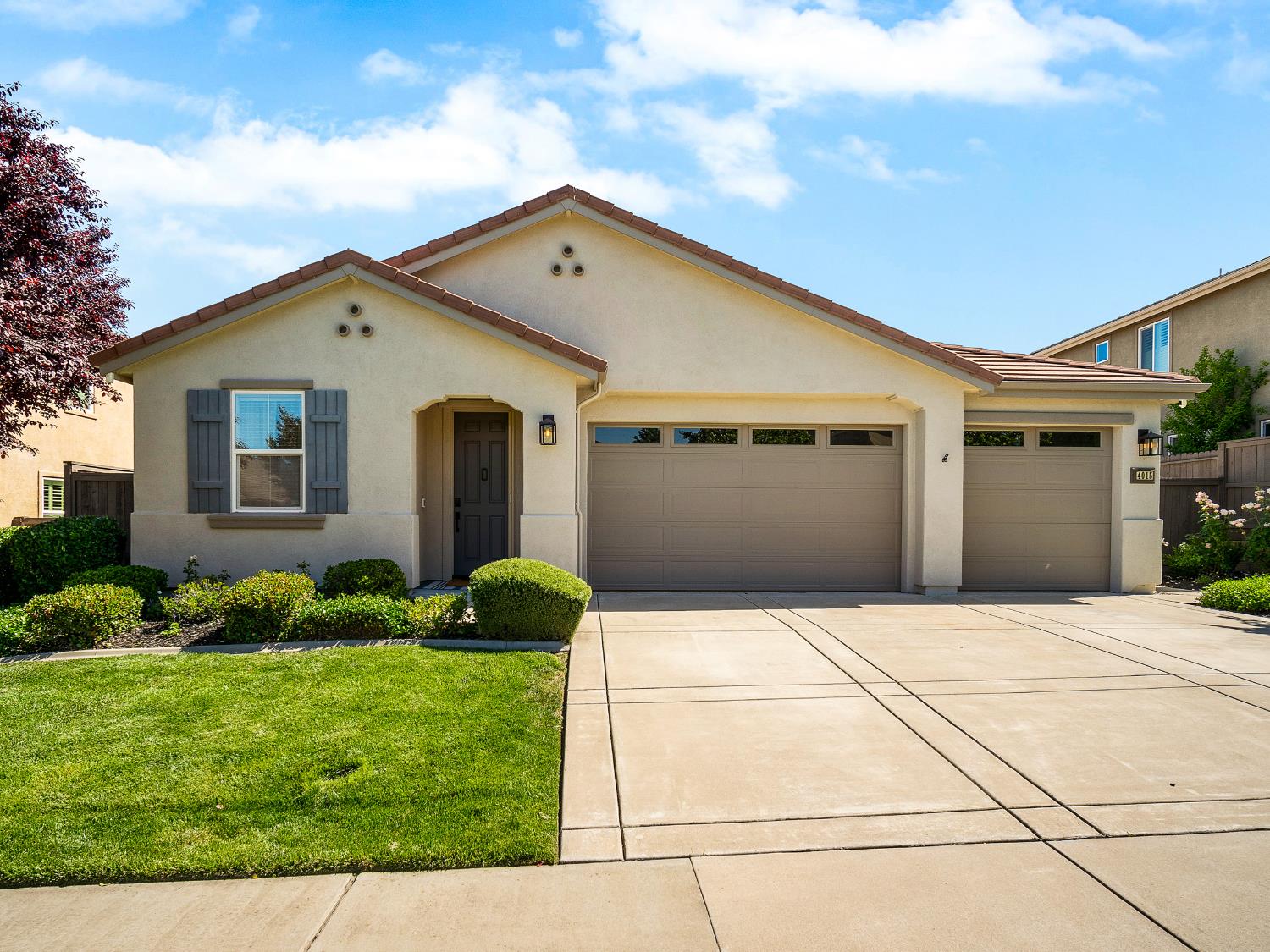 Detail Gallery Image 1 of 71 For 4015 David Loop, El Dorado Hills,  CA 95762 - 4 Beds | 3 Baths