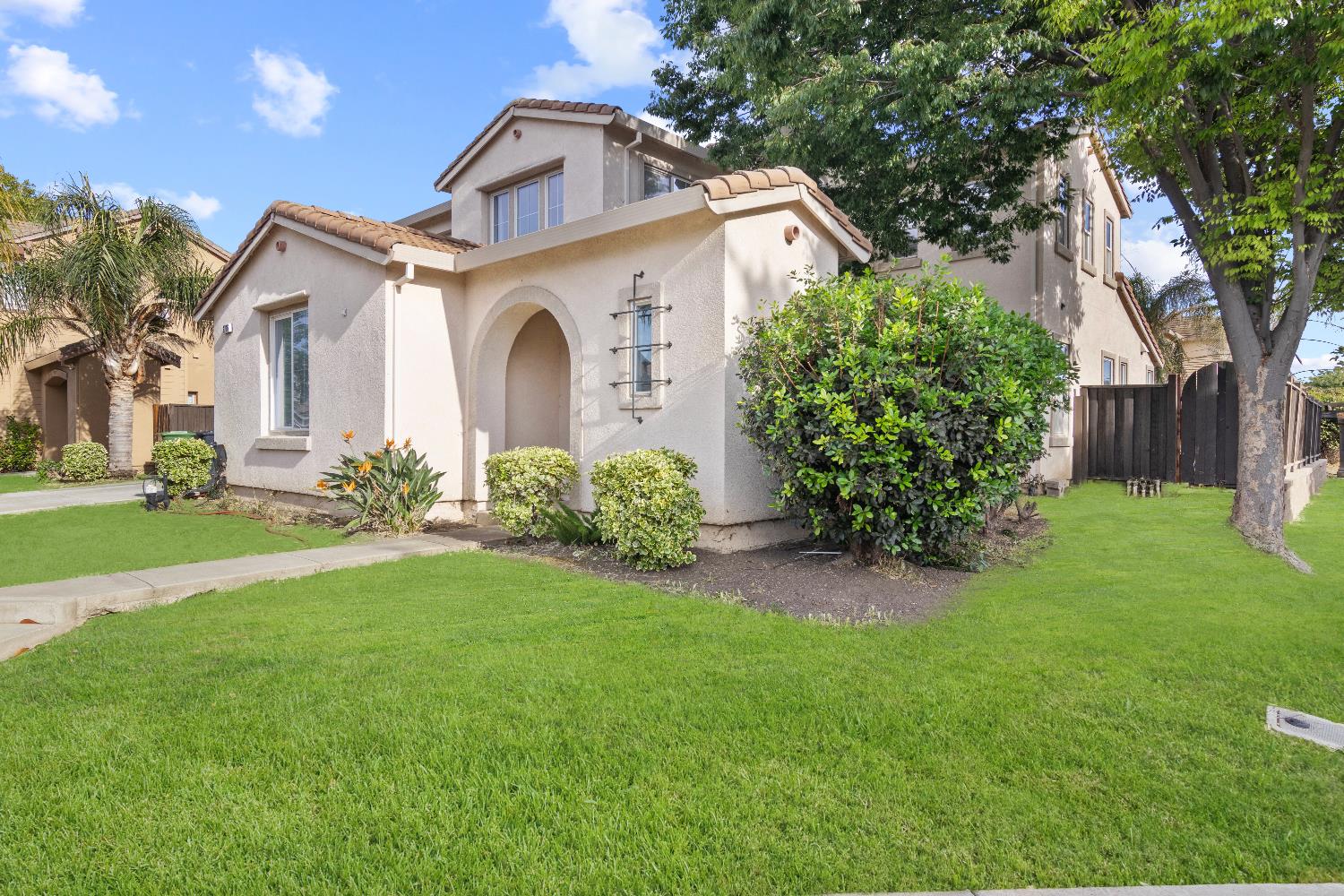 Detail Gallery Image 5 of 65 For 2726 Marshall Ct, Tracy,  CA 95377 - 5 Beds | 4 Baths