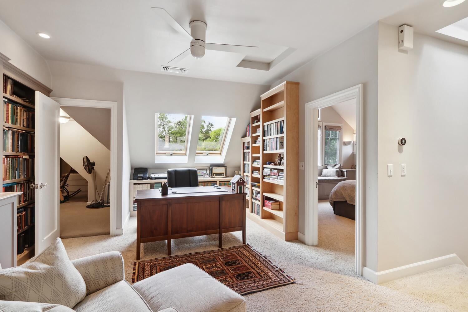 Detail Gallery Image 31 of 62 For 2665 Donner Way, Sacramento,  CA 95818 - 4 Beds | 3 Baths