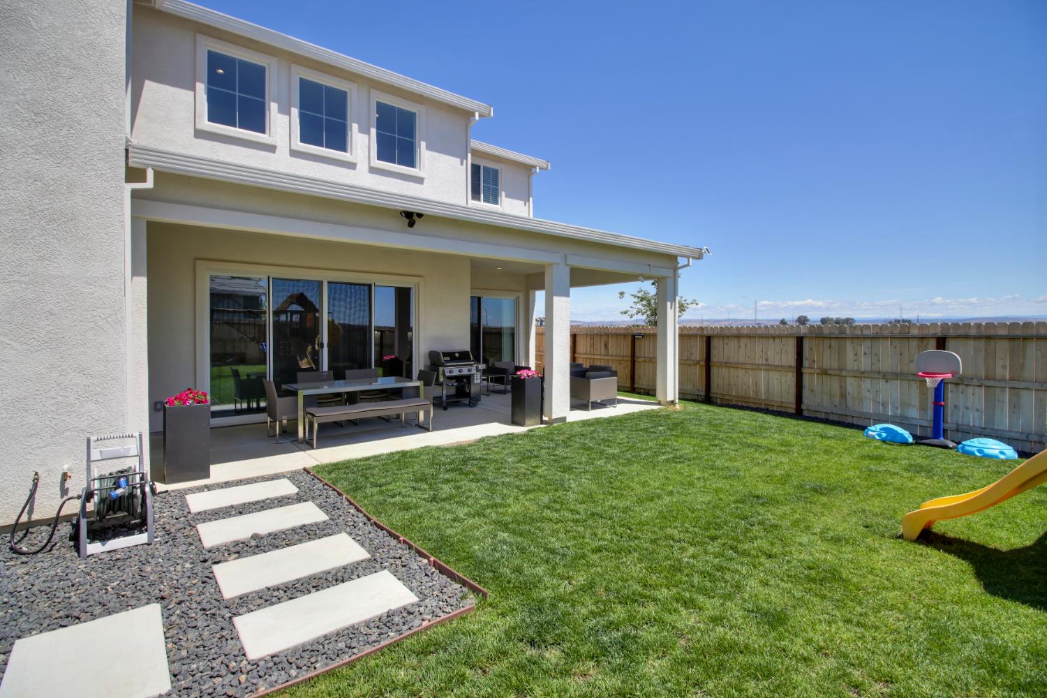 Detail Gallery Image 57 of 69 For 12818 Mission Peak Way, Rancho Cordova,  CA 95742 - 5 Beds | 4/1 Baths