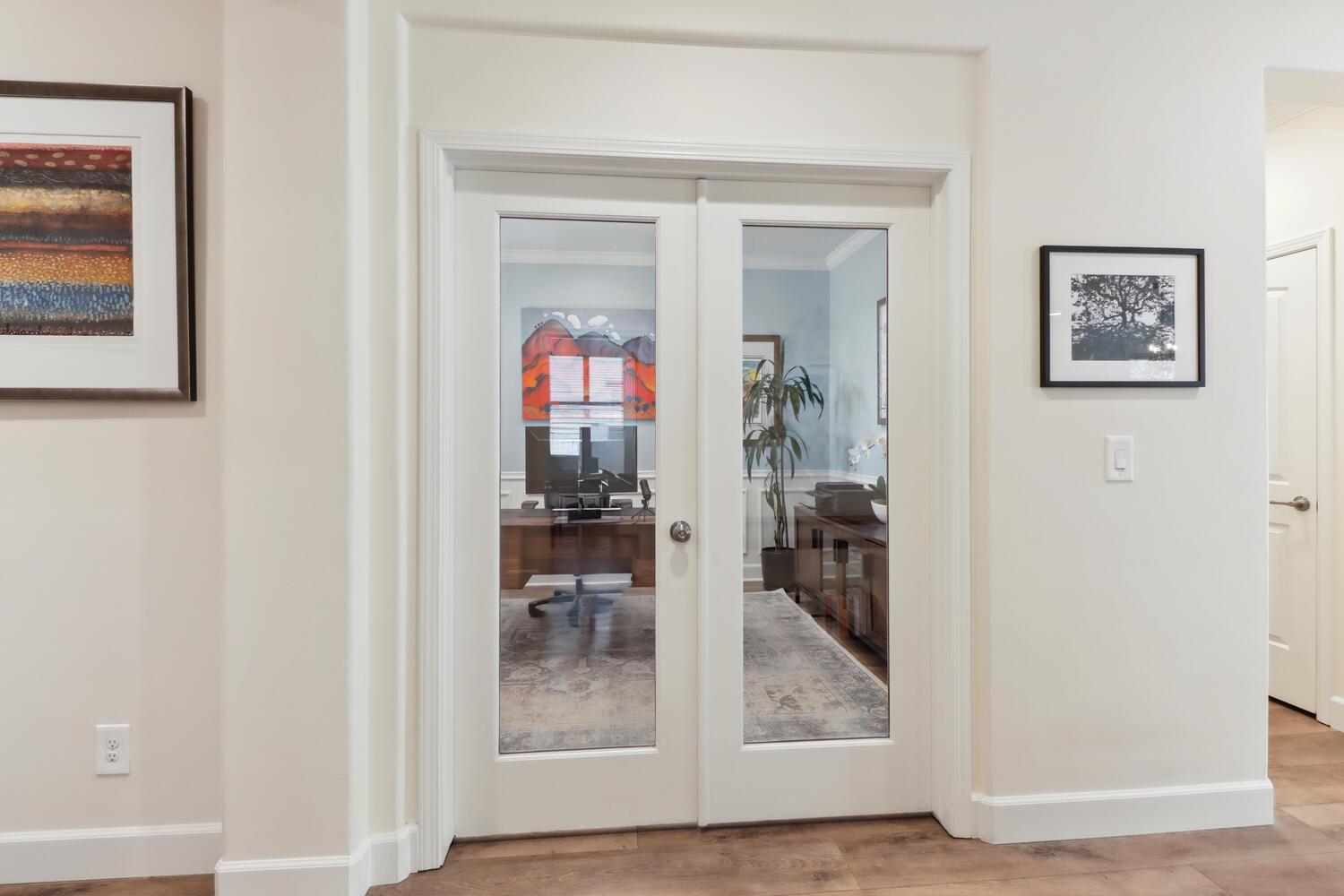Detail Gallery Image 8 of 53 For 2024 Miekle Ave, Woodland,  CA 95776 - 3 Beds | 2/1 Baths