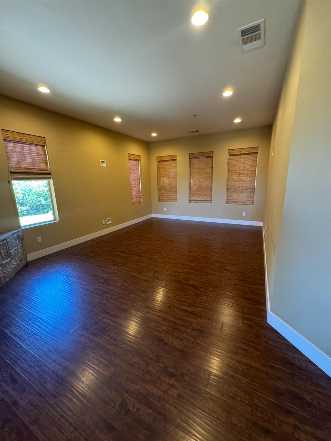 Detail Gallery Image 23 of 60 For 8856 Venikov Pl, Orangevale,  CA 95662 - 4 Beds | 3 Baths