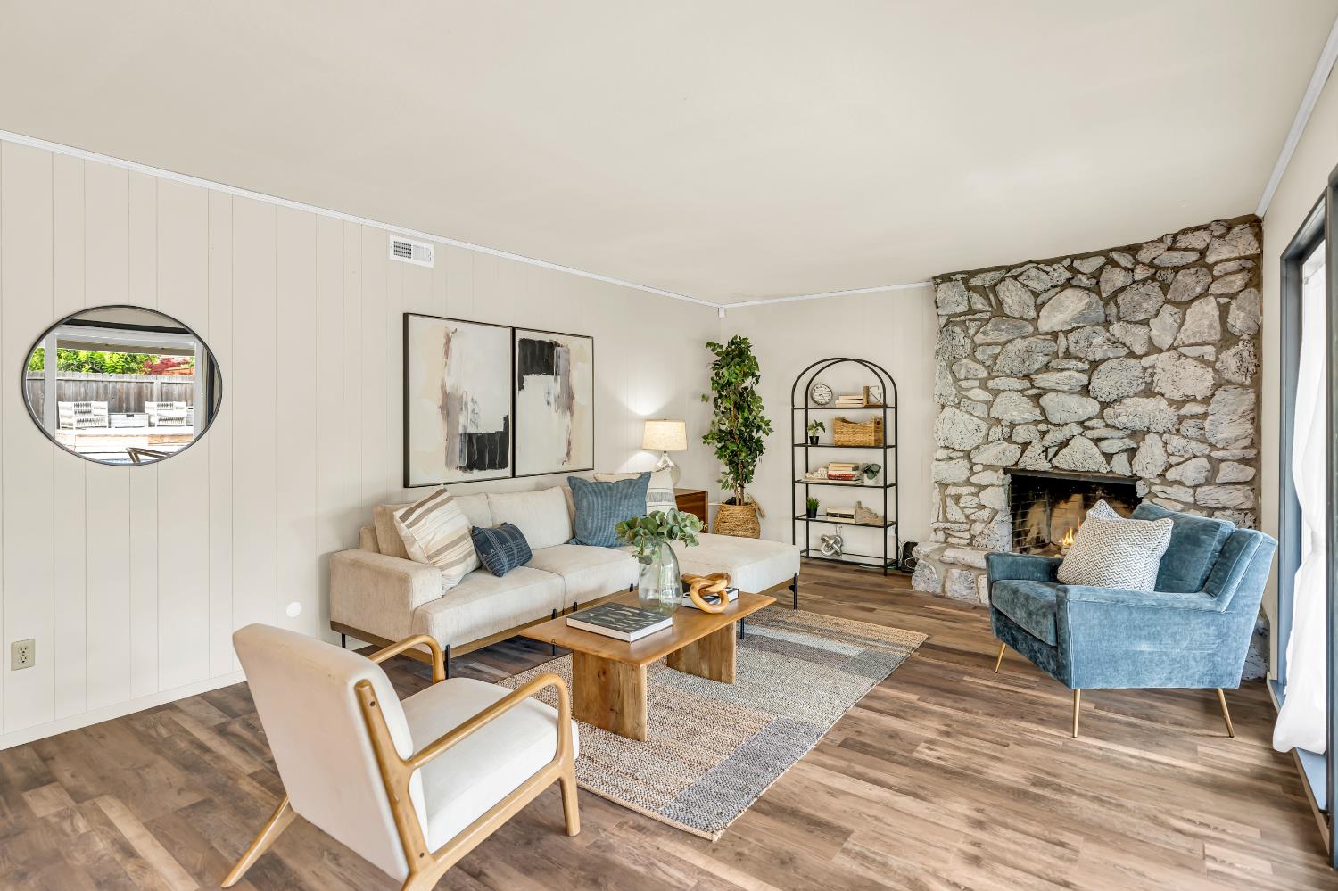 Detail Gallery Image 24 of 48 For 90 Parklite Cir, Sacramento,  CA 95831 - 4 Beds | 2/1 Baths