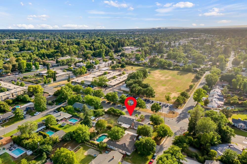 Detail Gallery Image 49 of 56 For 3000 Mission Ave, Carmichael,  CA 95608 - 3 Beds | 2 Baths