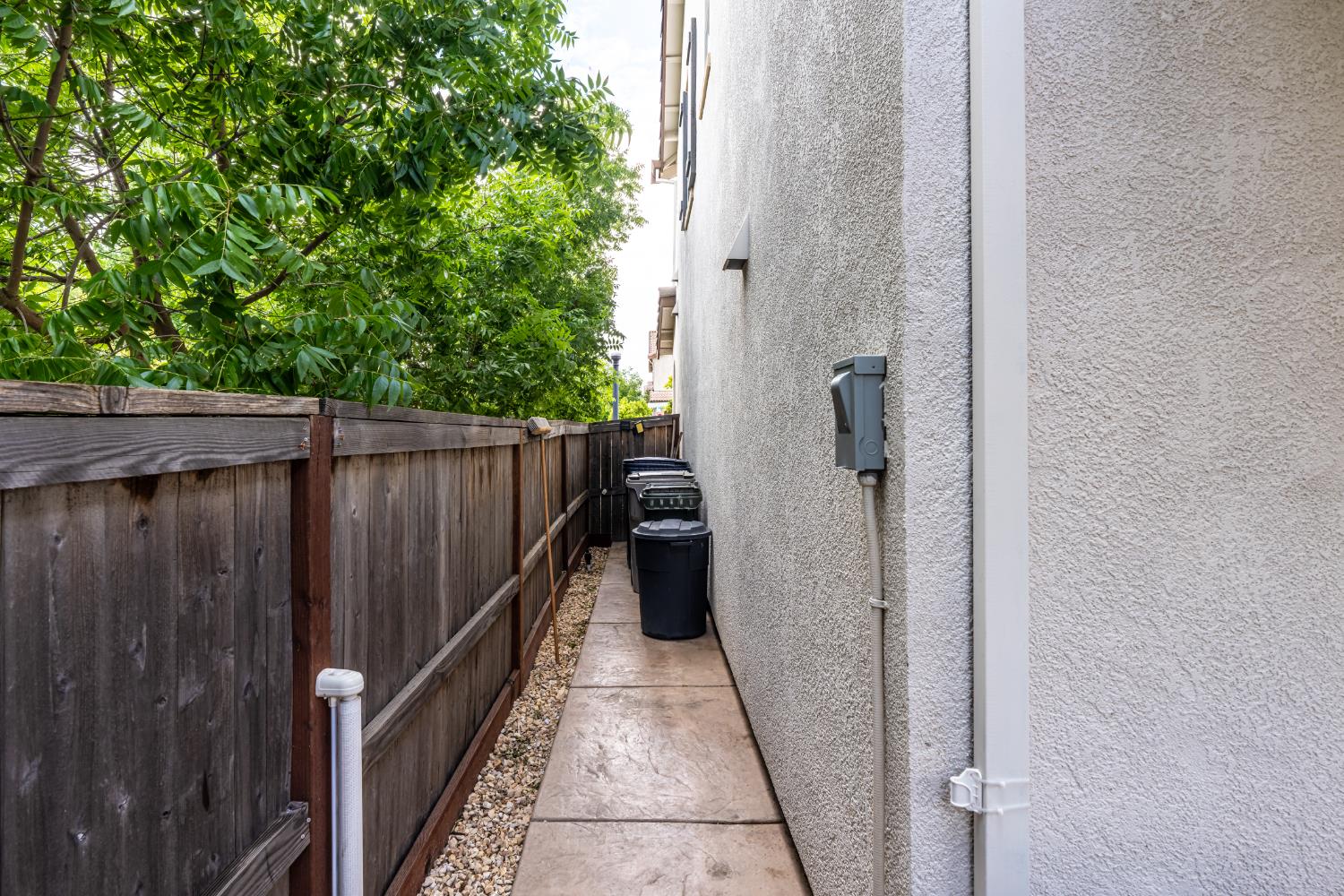 Detail Gallery Image 50 of 52 For 5271 Cloud Crest Way, Sacramento,  CA 95835 - 3 Beds | 2/1 Baths